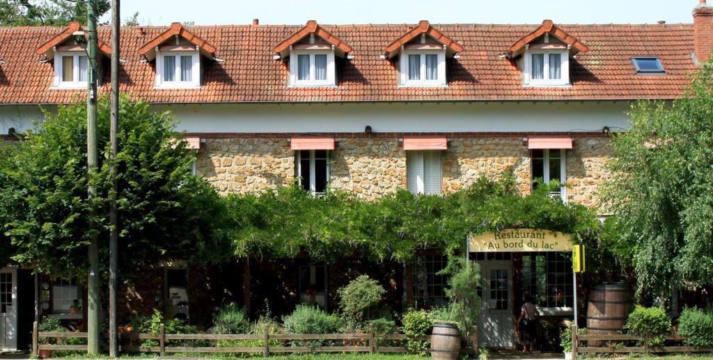 Hotel Au Bord Du Lac Saint-Rémy-lès-Chevreuse Zewnętrze zdjęcie