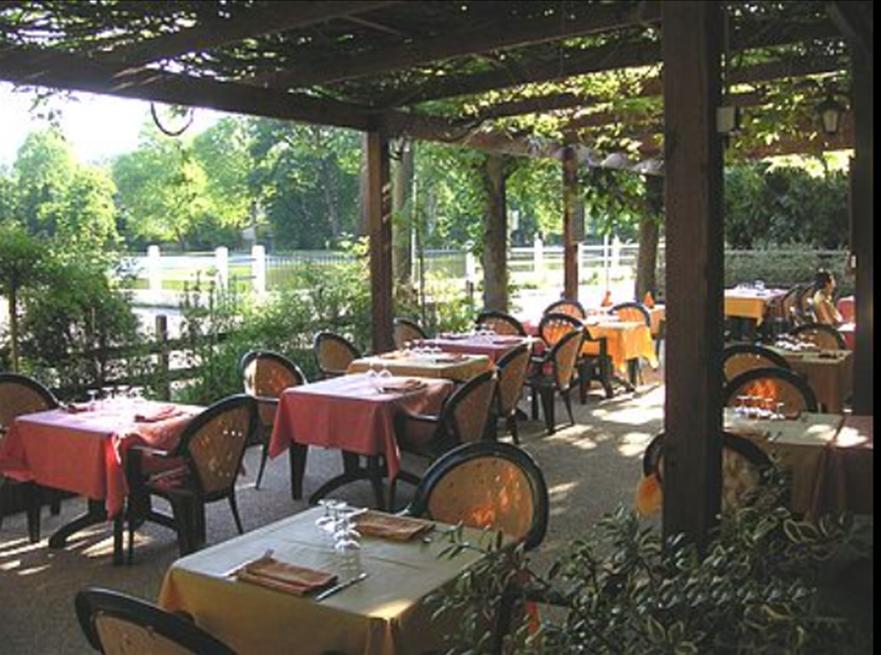 Hotel Au Bord Du Lac Saint-Rémy-lès-Chevreuse Zewnętrze zdjęcie